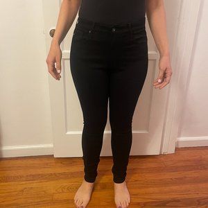 AG JEANS - The Farrah High-Rise Skinny Jeans in Black